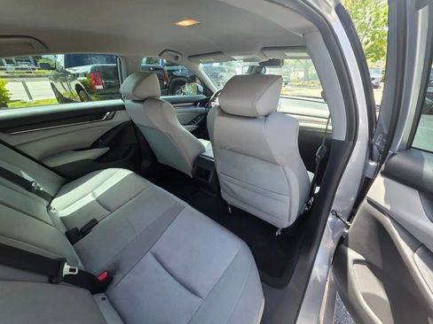 Used 2019 Honda Accord LX image 18