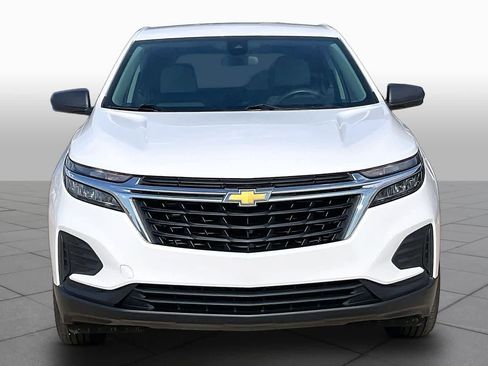 Certified 2024 Chevrolet Equinox LS w/ Driver Confidence II Package FWD image 4