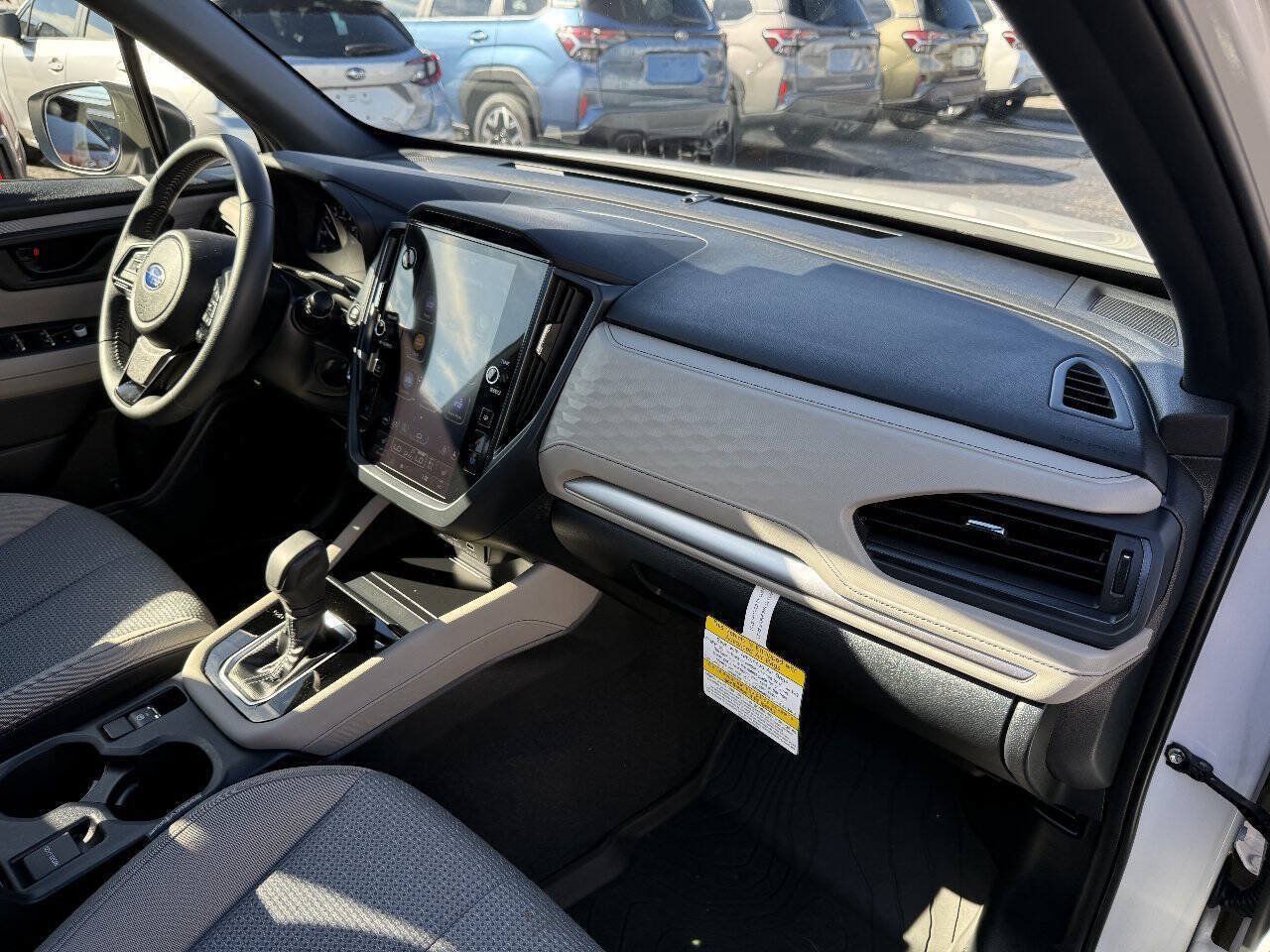 Used 2025 Subaru Forester Premium w/ Convenience Package #1 AWD/4WD image 27