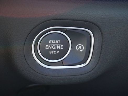 Certified 2026 Mercedes-Benz GLE 350 4MATIC image 32
