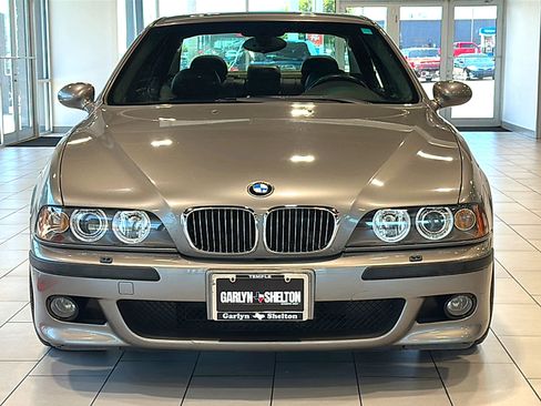 Used 2002 BMW M5 RWD image 10