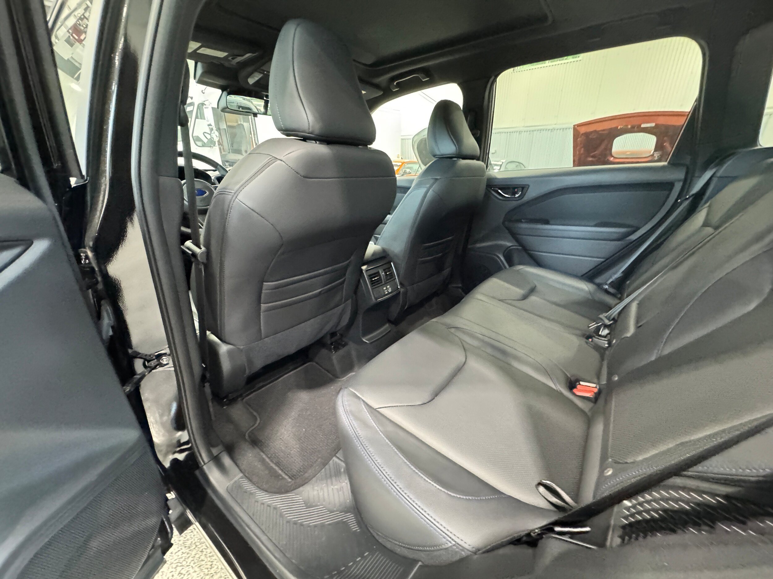 Used 2025 Subaru Forester Limited AWD/4WD image 12