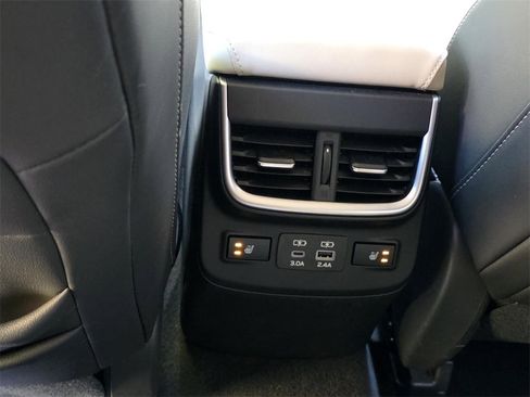 Used 2023 Subaru Outback Limited XT image 13