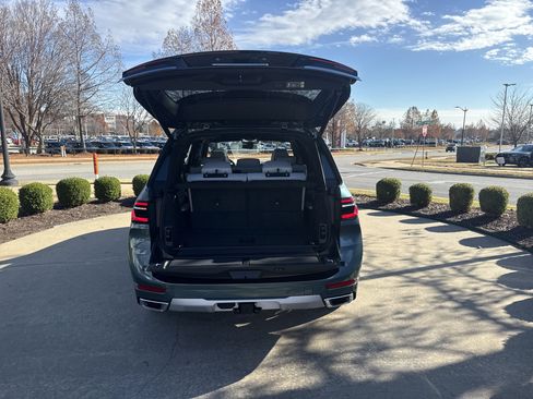 New 2026 BMW X7 xDrive40i w/ Premium Package image 24