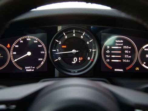 Certified 2024 Porsche 911 Carrera 4S AWD/4WD image 13