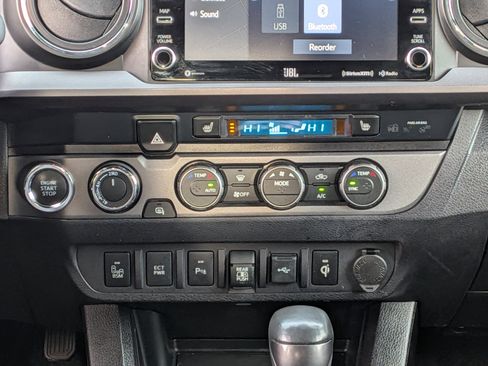 Used 2021 Toyota Tacoma TRD Sport image 30