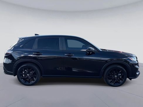 Certified 2023 Honda HR-V Sport image 2