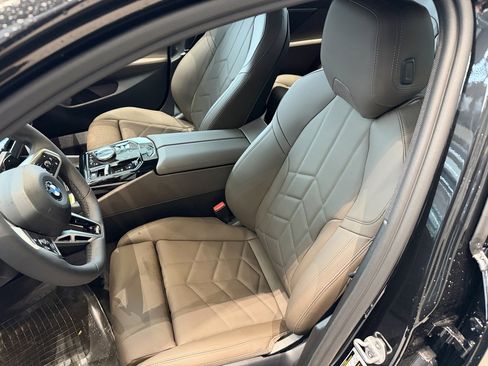 New 2026 BMW 530i xDrive w/ M Sport Package image 12