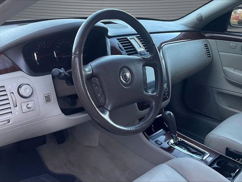 Used 2006 Cadillac DTS w/ Sun And Sound Package image 16