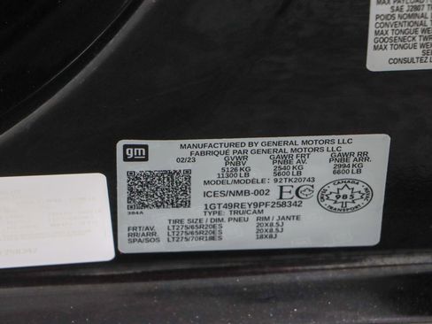 Used 2023 GMC Sierra 2500 Denali w/ Denali Ultimate Package image 36