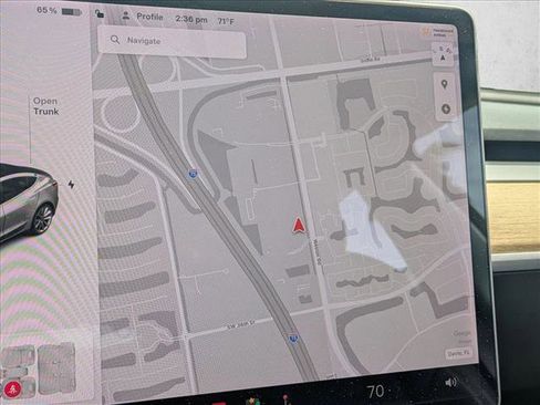Used 2018 Tesla Model 3 Long Range RWD image 14