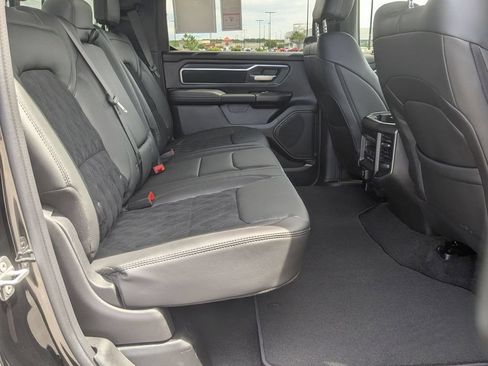 New 2026 RAM 1500 Big Horn AWD/4WD image 34