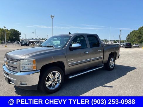Used 2012 Chevrolet Silverado 1500 LT RWD image 3