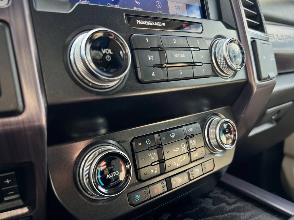 Used 2020 Ford F450 Limited AWD/4WD image 55