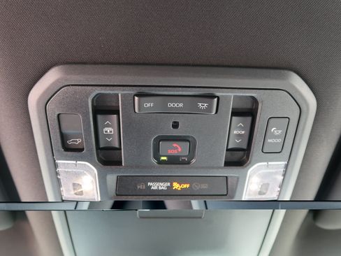Used 2026 Toyota Sequoia Platinum AWD/4WD image 35