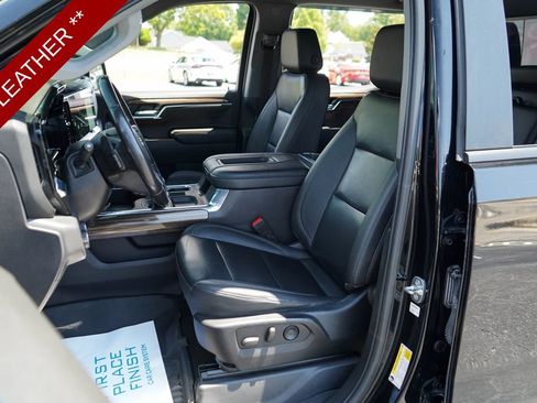 Used 2022 Chevrolet Silverado 1500 LT Trail Boss w/ LT Trail Boss Premium Package AWD/4WD image 6