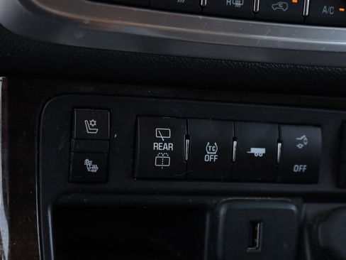 Used 2015 GMC Acadia SLT AWD/4WD image 7