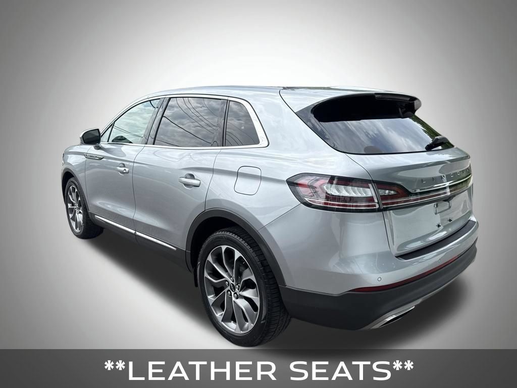 Used 2021 Lincoln Nautilus Reserve AWD/4WD image 3