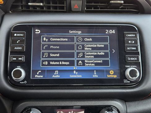 Used 2024 Nissan Kicks SR FWD image 11