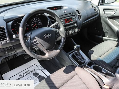 Used 2018 Kia Forte LX FWD image 19