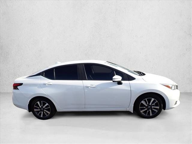 Used 2021 Nissan Versa SV FWD image 5