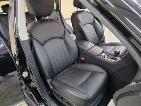 Used 2017 INFINITI QX50 2WD w/ Premium Plus Package image 20
