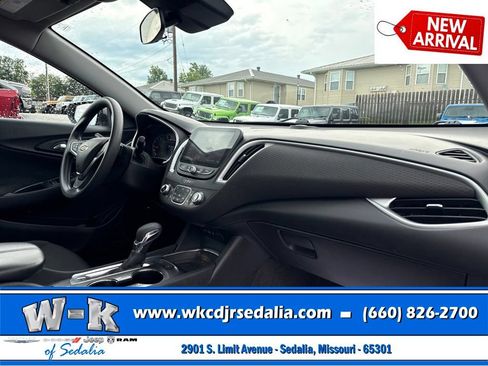Used 2024 Chevrolet Malibu LT FWD image 28