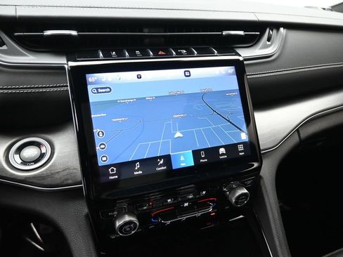 Used 2023 Jeep Grand Cherokee L Overland image 20