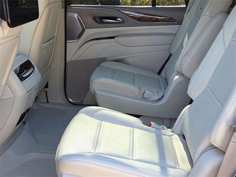 Used 2024 Cadillac Escalade Premium Luxury Platinum w/ LPO, Floor Liner Package image 19