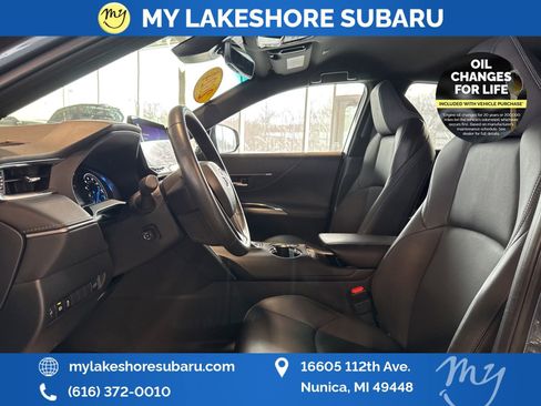 Used 2024 Toyota Venza XLE AWD/4WD image 20