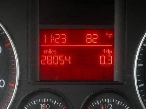 Used 2006 Volkswagen Jetta 2.5 FWD image 36