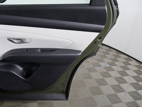 Certified 2025 Hyundai Tucson SE image 21