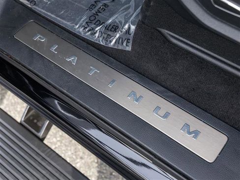 Certified 2022 Ford F350 Platinum image 31