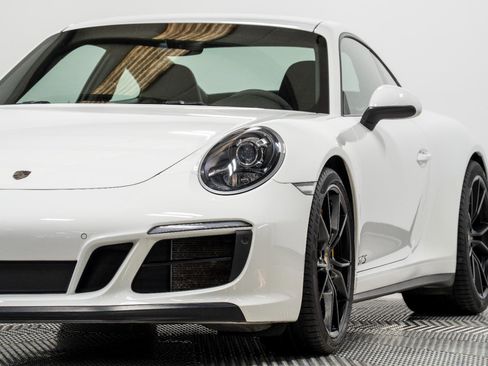 Used 2019 Porsche 911 Carrera GTS image 6