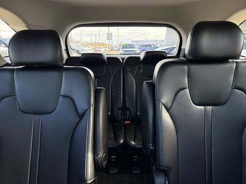 Used 2024 Kia Sorento SX image 21