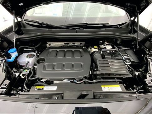 New 2026 Volkswagen Tiguan SE AWD/4WD image 13