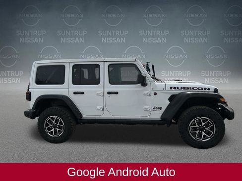 Used 2025 Jeep Wrangler Unlimited Rubicon image 8