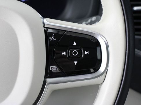 Certified 2023 Volvo XC90 T8 Core w/ Climate Package image 11