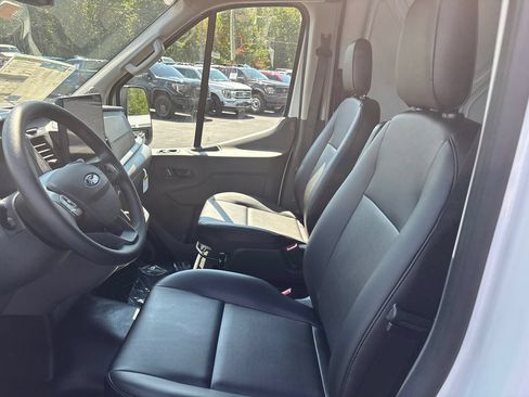 New 2026 Ford Transit 250 148 Medium Roof RWD image 14