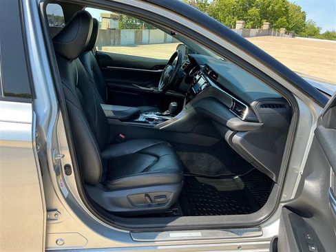 Used 2018 Toyota Camry XSE w/ Protection Package (Q2) FWD image 34