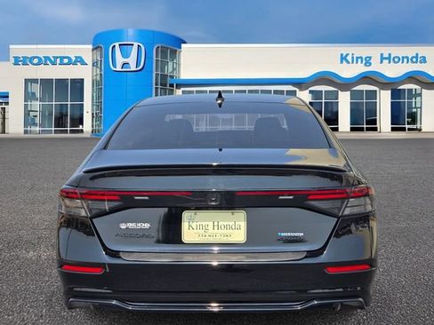 Used 2024 Honda Accord Sport image 8