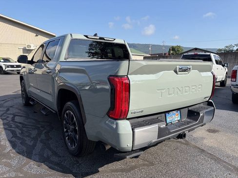 Used 2026 Toyota Tundra Limited AWD/4WD image 7