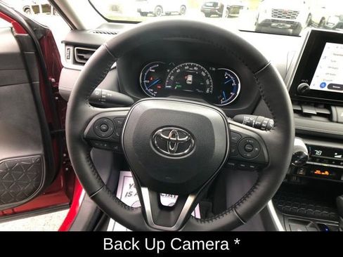 Used 2025 Toyota RAV4 XLE image 14