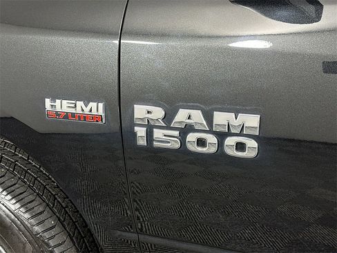 Used 2017 RAM 1500 Express image 28
