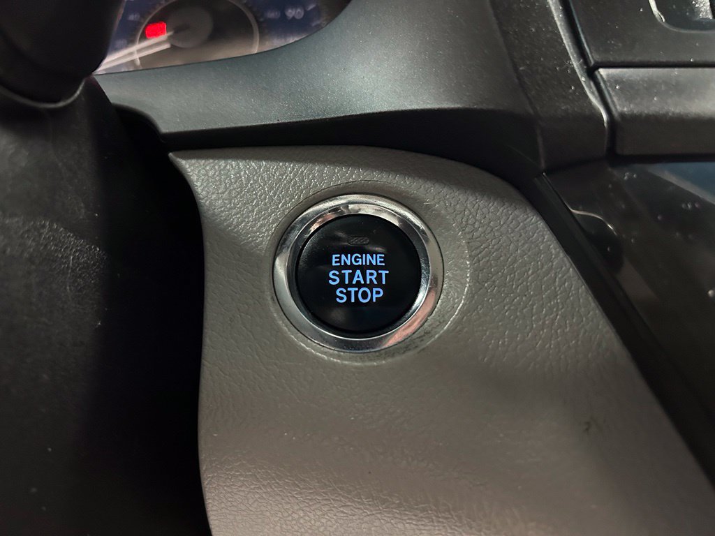 Used 2015 Toyota Sienna XLE FWD image 18