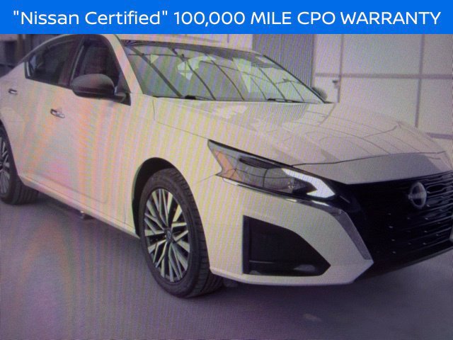 Certified 2025 Nissan Altima 2.5 SV AWD/4WD image 1