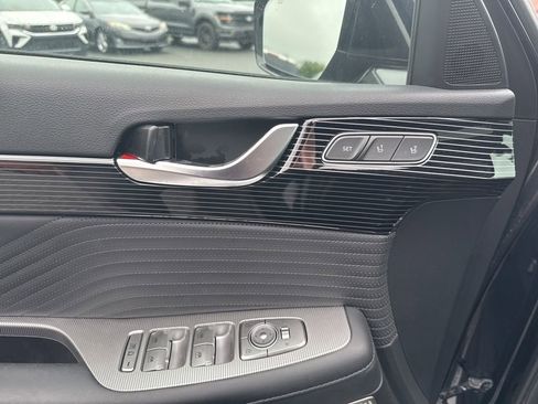 Used 2023 Hyundai Palisade Calligraphy FWD image 12