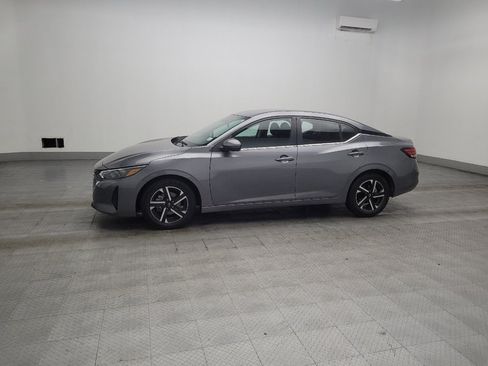 Used 2024 Nissan Sentra SV FWD image 2