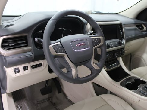 Used 2023 GMC Acadia Denali AWD/4WD image 12