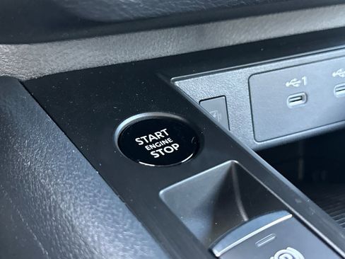 New 2026 Nissan Kicks SV image 22